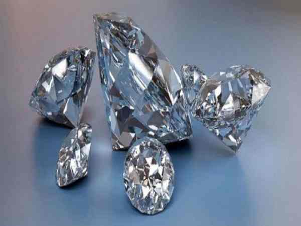 Nằm mơ thấy kim cương 