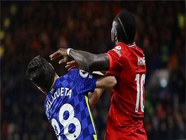 Tin Liverpool 3/1: Sadio Mane nhận thẻ nhanh nhất Premier League
