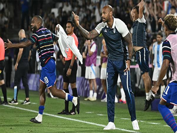 Thierry Henry xứng đáng dẫn dắt tuyển Pháp