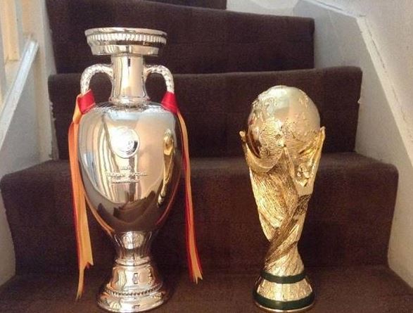 So sánh Euro và World Cup về quy mô và phạm vi tổ chức