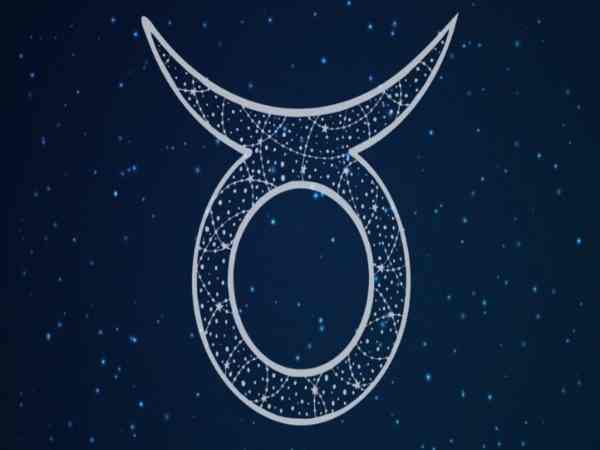 tháng 4 thuộc cung gì