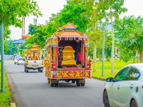 Nằm mơ thấy xe tang là điềm gì, có phải điềm gở?