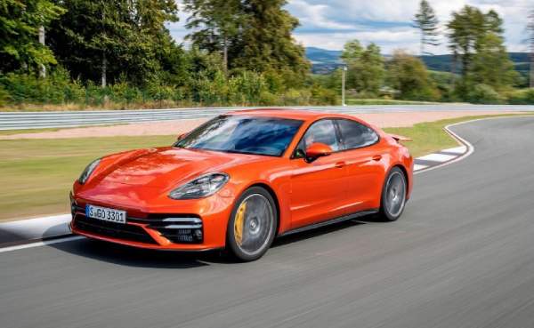 Mộng thấy xe ô tô bị mất cắp