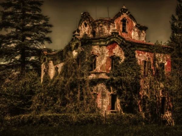 Luận giải ý nghĩa giấc mơ thấy nhà hoang chuẩn tâm linh