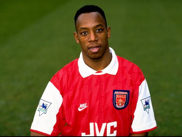 tiền đạo huyền thoại của Arsenal