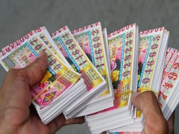 Trúng số 30 triệu có phải đóng thuế không?